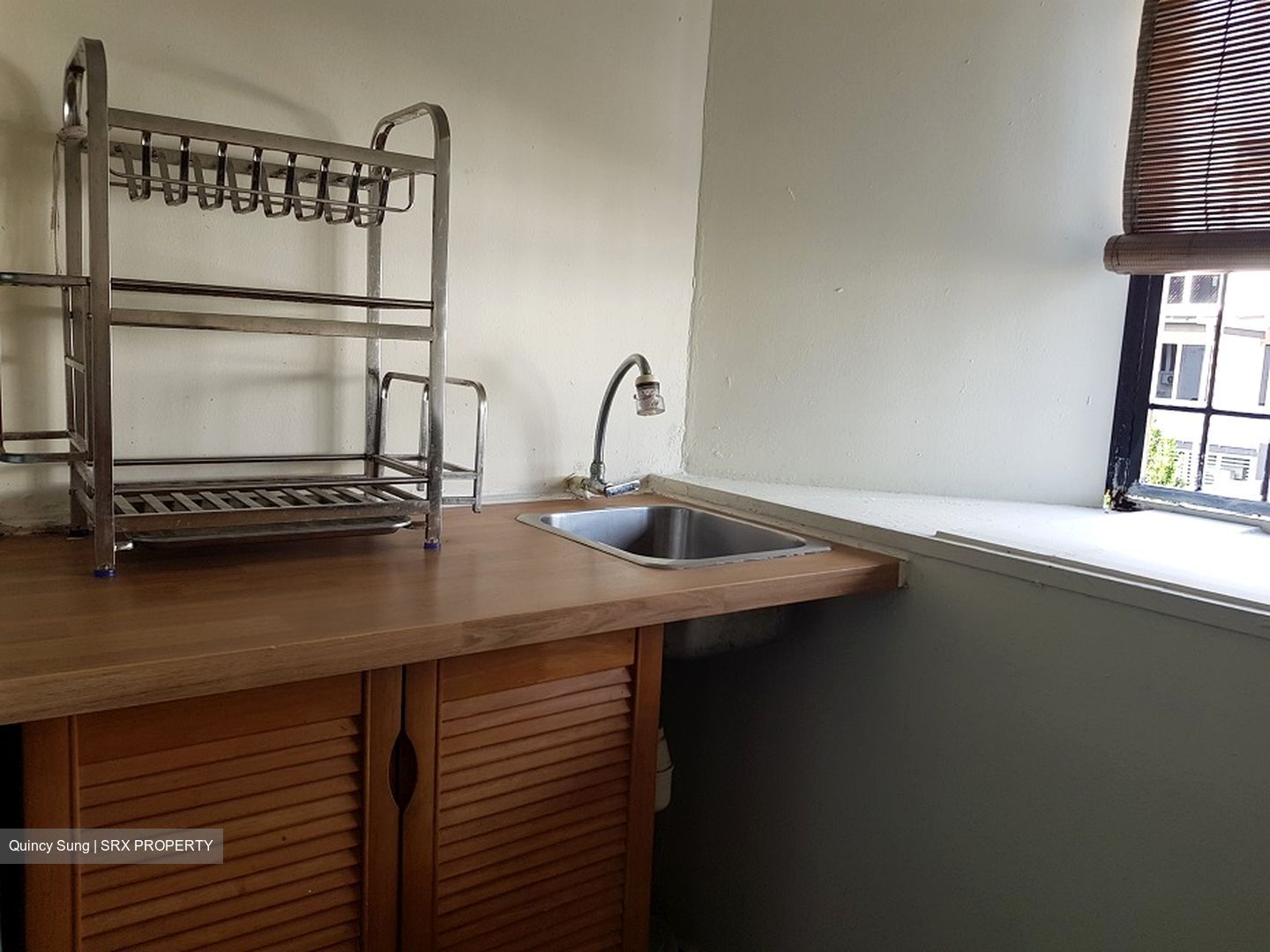 Onan Road (D15), Terrace #423103151